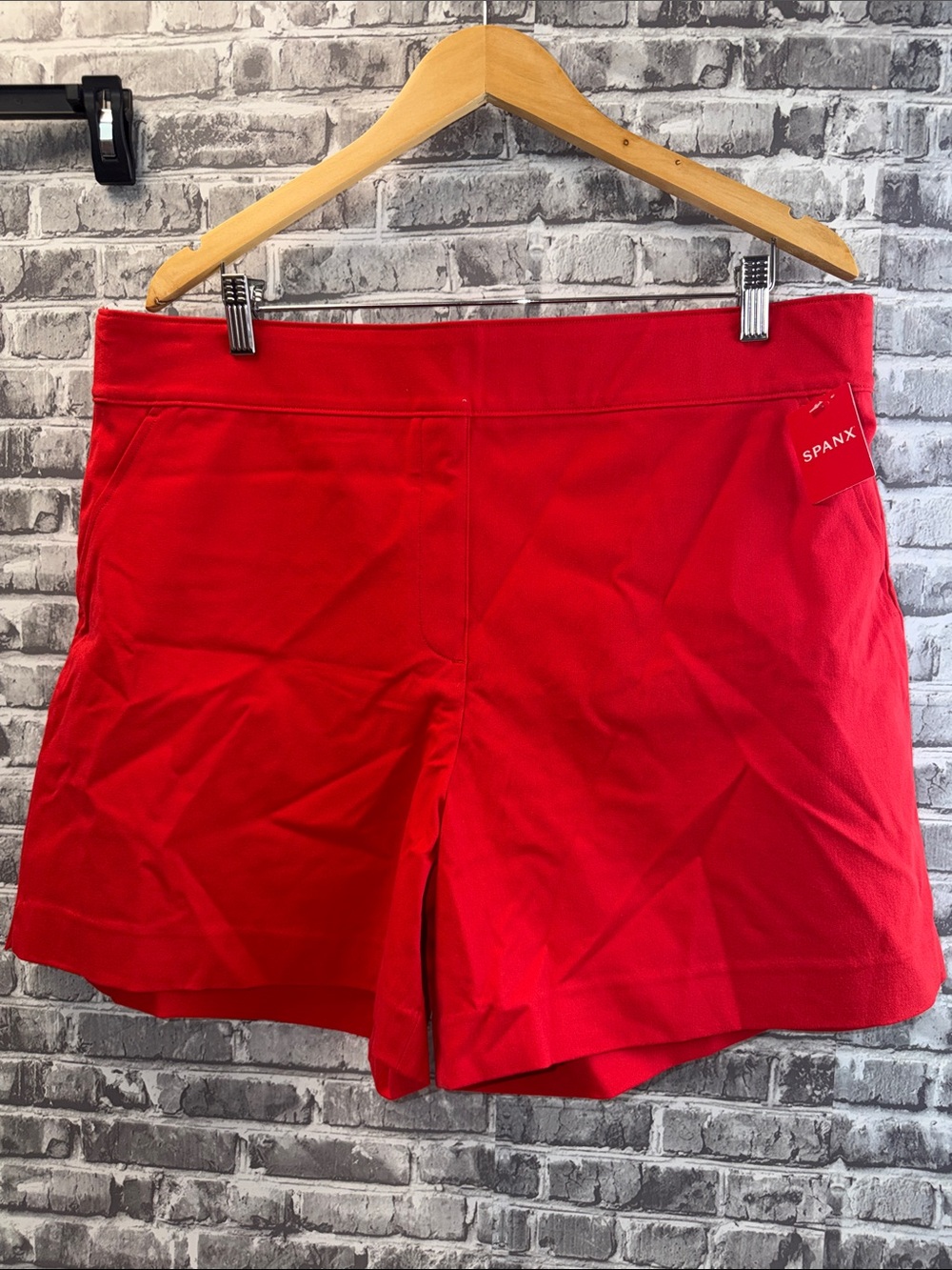 NWT SPANX Bright Red High-Rise‎ Women’s Shorts